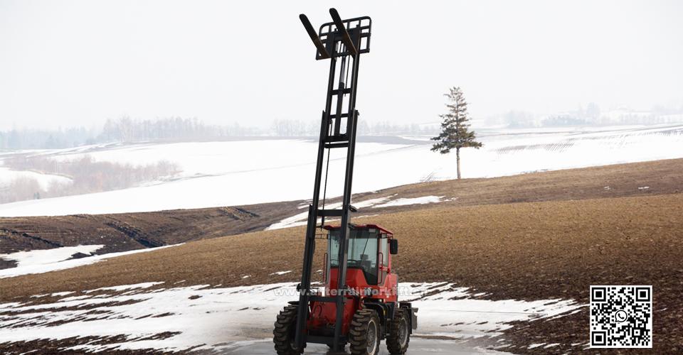 Operating Rough Terrain Forklifts in Sub-Zero Condi