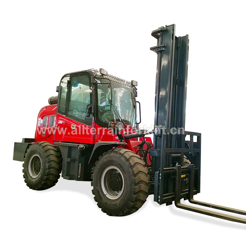 1.5T Front Wheel Steering Rough Terrain Forklift